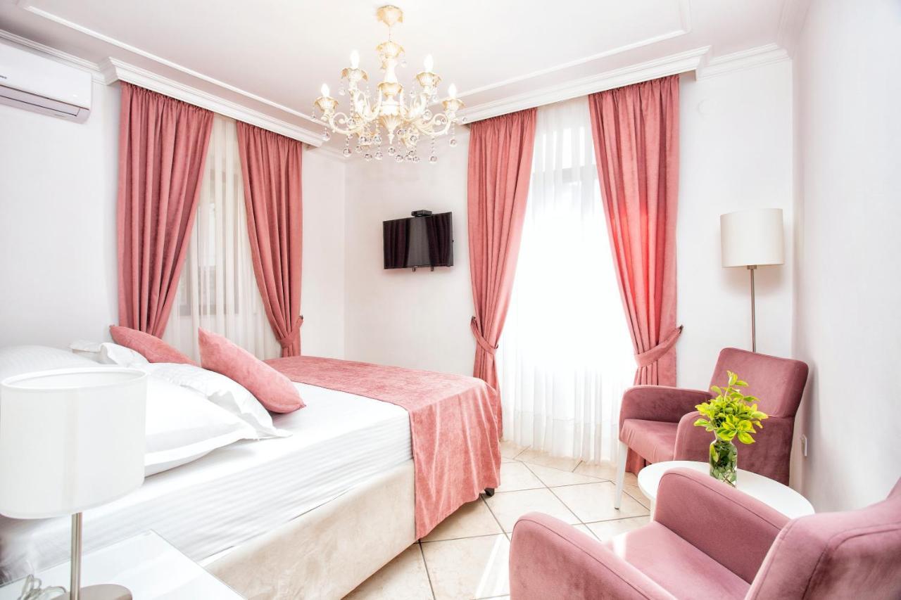 Hotel Admiral Perast Bagian luar foto