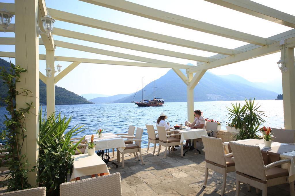 Hotel Admiral Perast Bagian luar foto