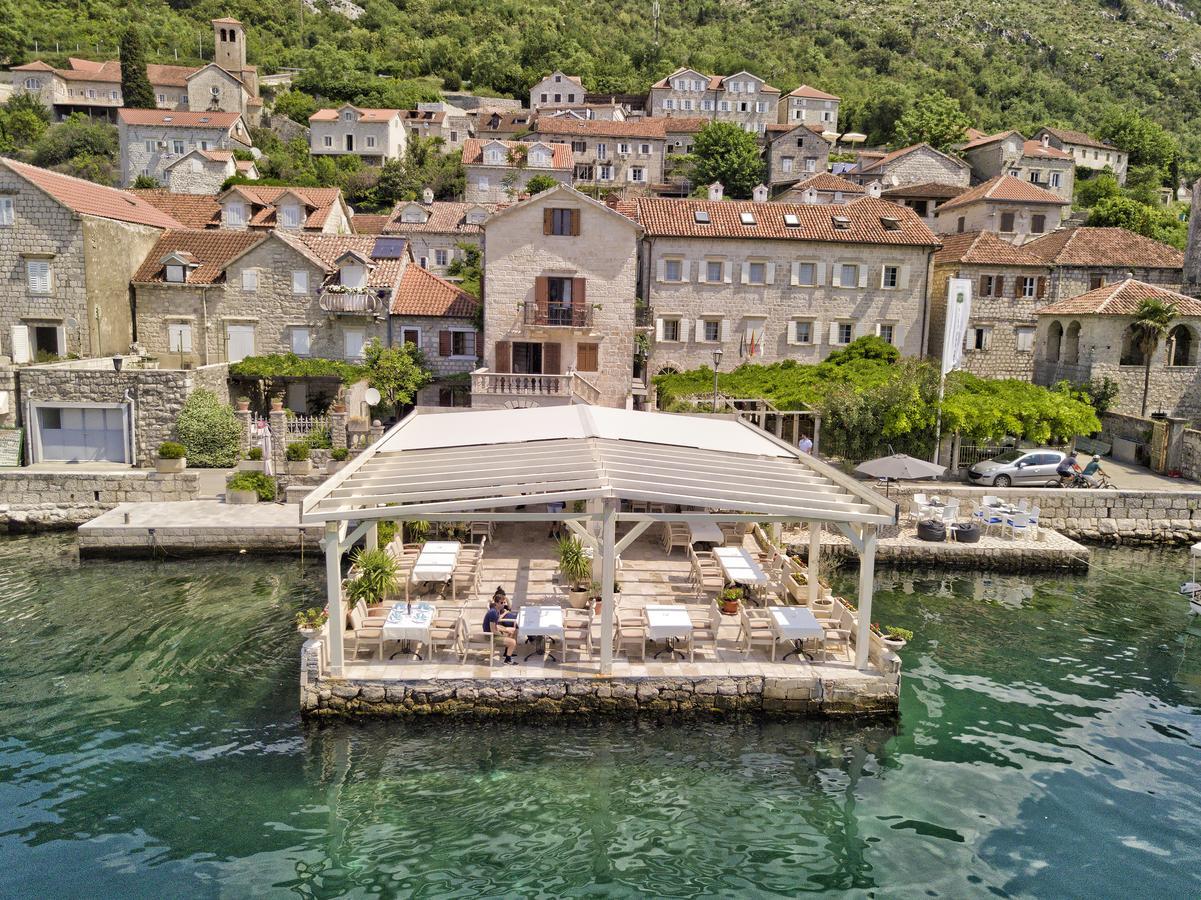 Hotel Admiral Perast Bagian luar foto